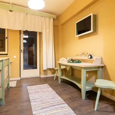 Kastel Transylvania 3* בראשוב